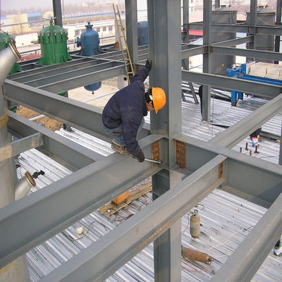 Prefabricated Steel Warehouse Building 30m Span Corrosion Resistant