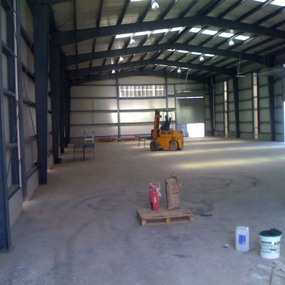 S355JR S235JR Hangar Steel Structure 150x100m With 6.5m Eave Height ASTM A36