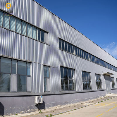 Prefabricated Steel Warehouse Building 30m Span Corrosion Resistant