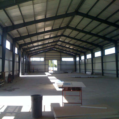 ASTM A36 Prefab Metal Airplane Hangar Agricultural Farm Barn Steel Structure Buildings