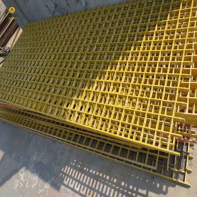 Customized Steel Structure Warehouse With PVC Steel Windows And Sandwich Panel Wall Panel
