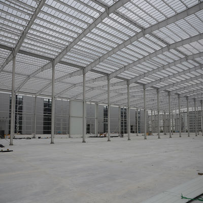 Construction de bâtiments en acier préfabriqué
